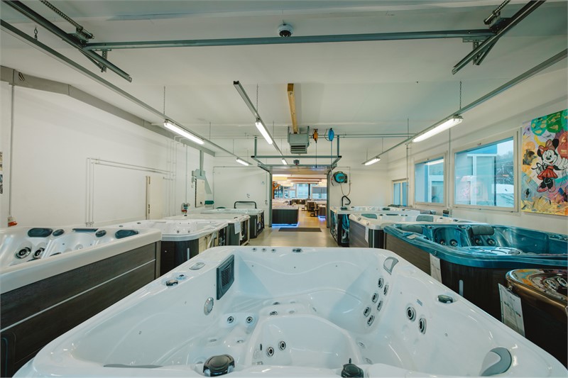 Whirlpool Funktionstest im Aufbereitungsraum von MITAC