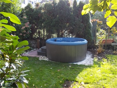 Whirlpool im Garten